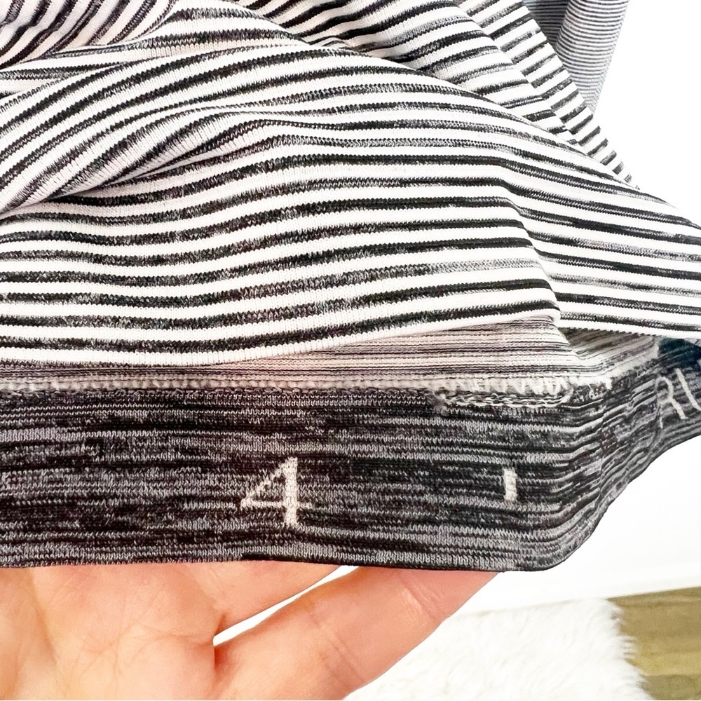 LULULEMON SWIFTLY SPEED GRAY STRIPE LONG SLEEVE ATHLETIC SHIRT WOMENS SZ 4 - Picture 4 of 5